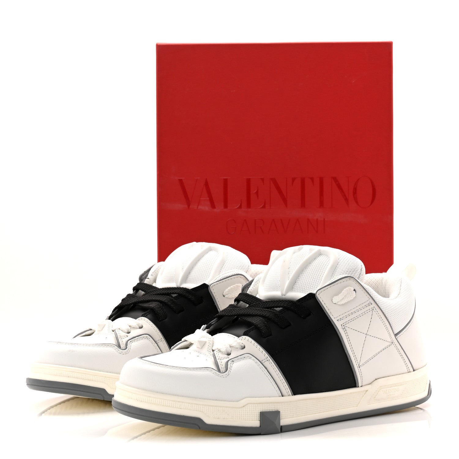 Valentino Garavani Calfskin Mens Open Skate Sneakers 44 White Black 12 of 12