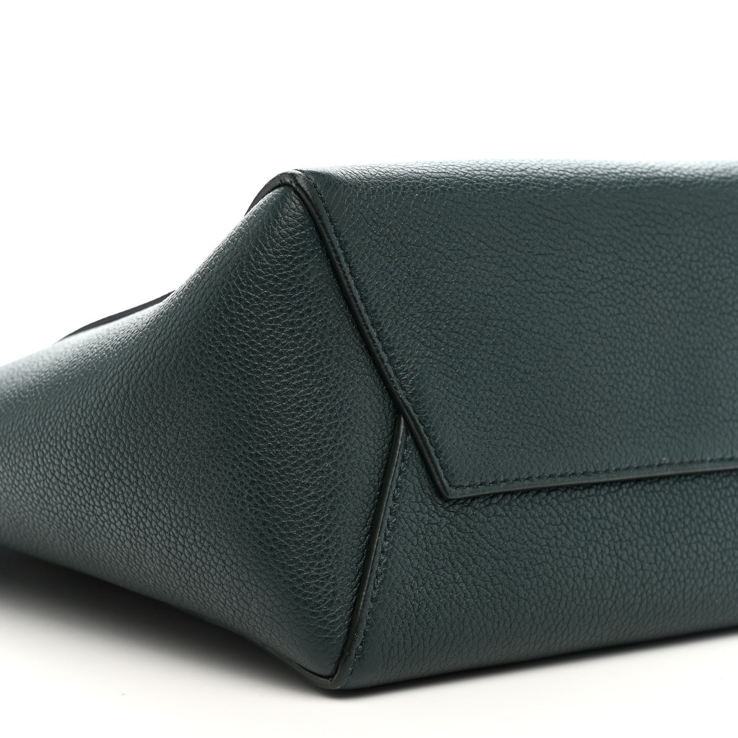 Soft Grained Calfskin Small Sangle Bucket Bag Amazone