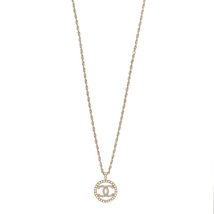 Chanel Pearl CC Round Pendant Necklace Gold 1 of 7