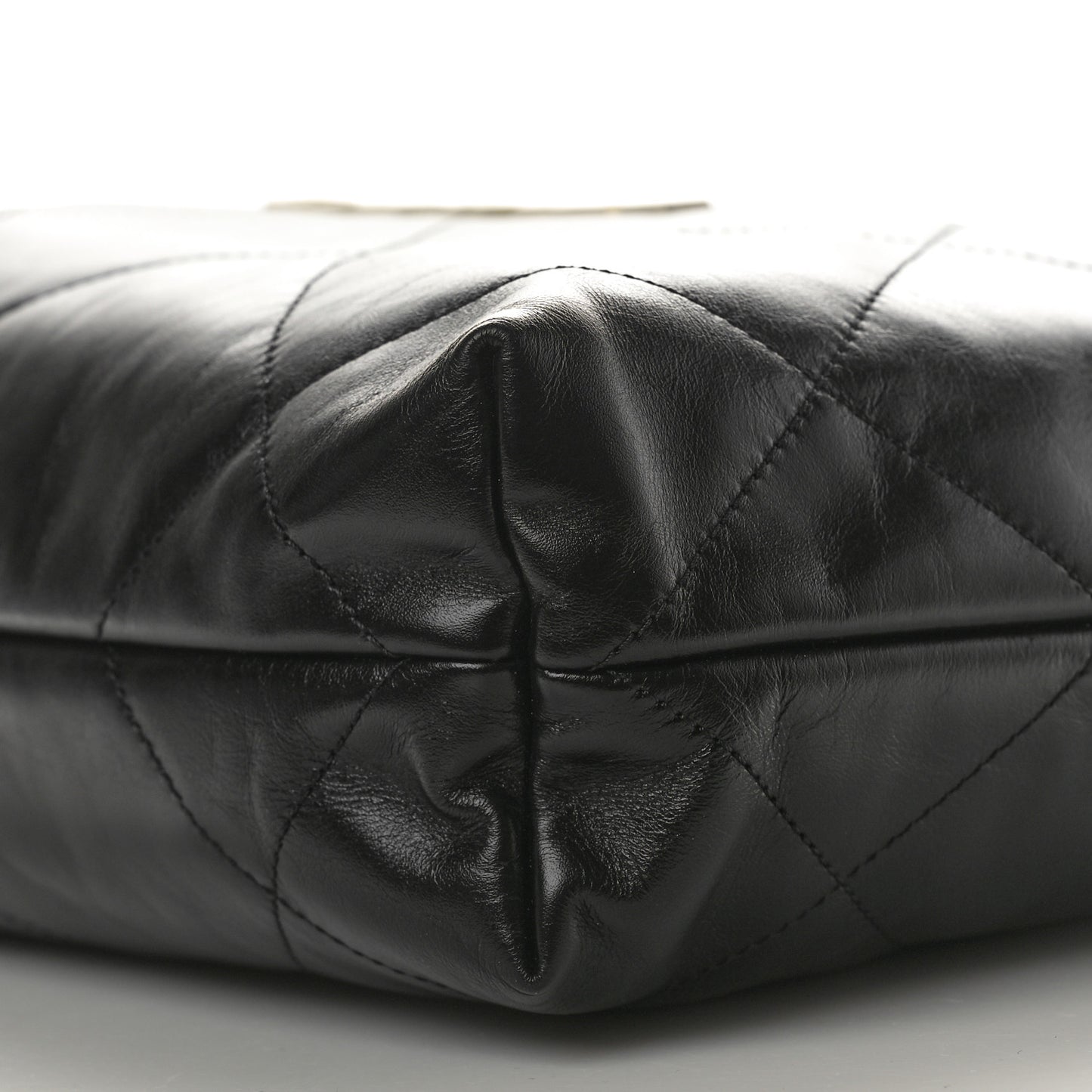 Shiny Calfskin Quilted Small Chanel 22 Black