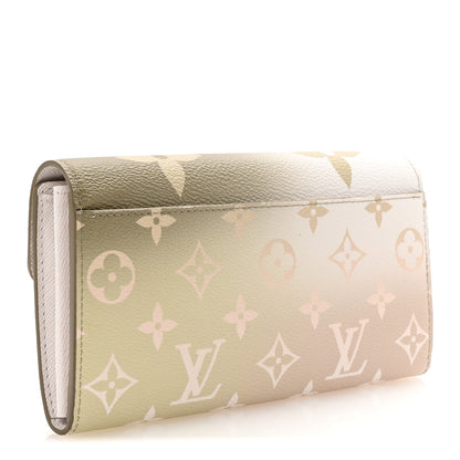 Louis Vuitton Monogram Giant Spring In The City Sarah Wallet NM Sunset Kaki 3 of 7
