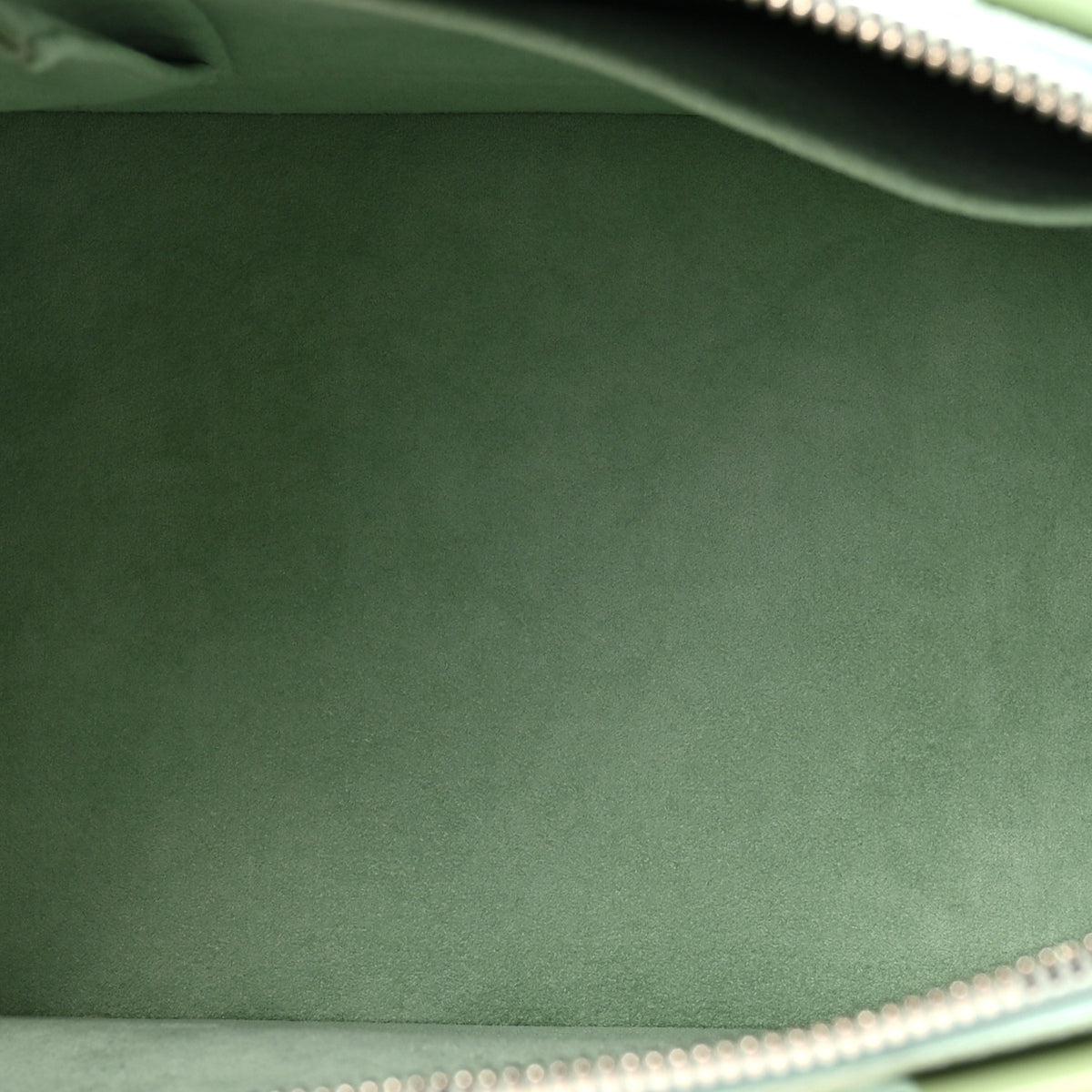 Louis Vuitton Electric Epi Alma PM Amande 5 of 9
