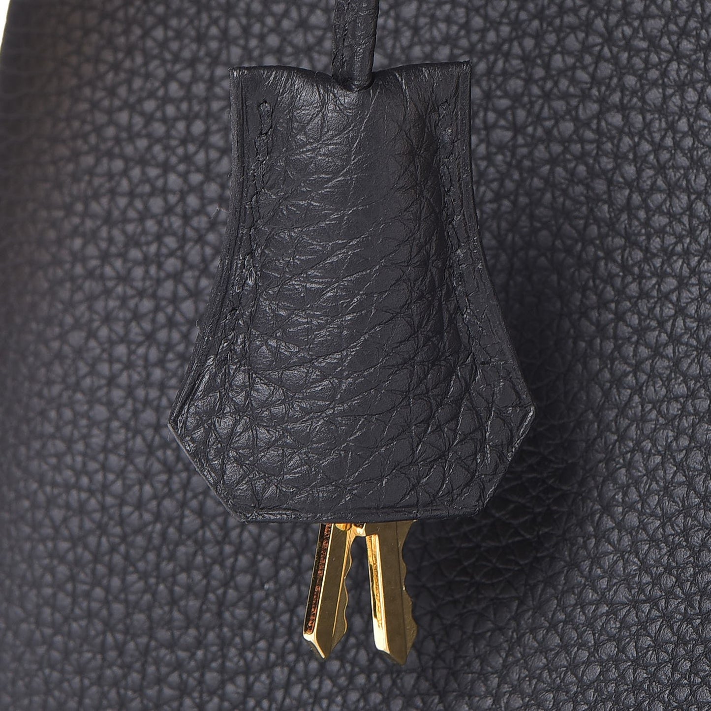 Togo Kelly Retourne 32 Black