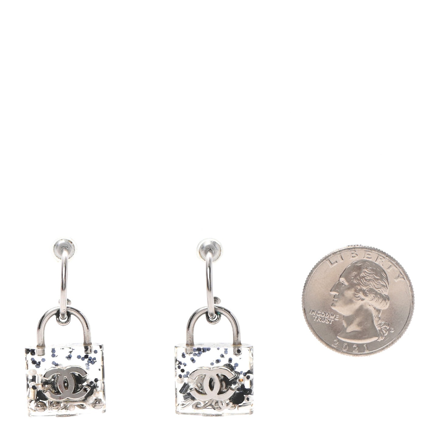 Plexiglass Pearl CC Earrings Grey