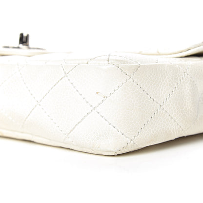 Chanel Caviar Quilted East West Flap White 16 of 17