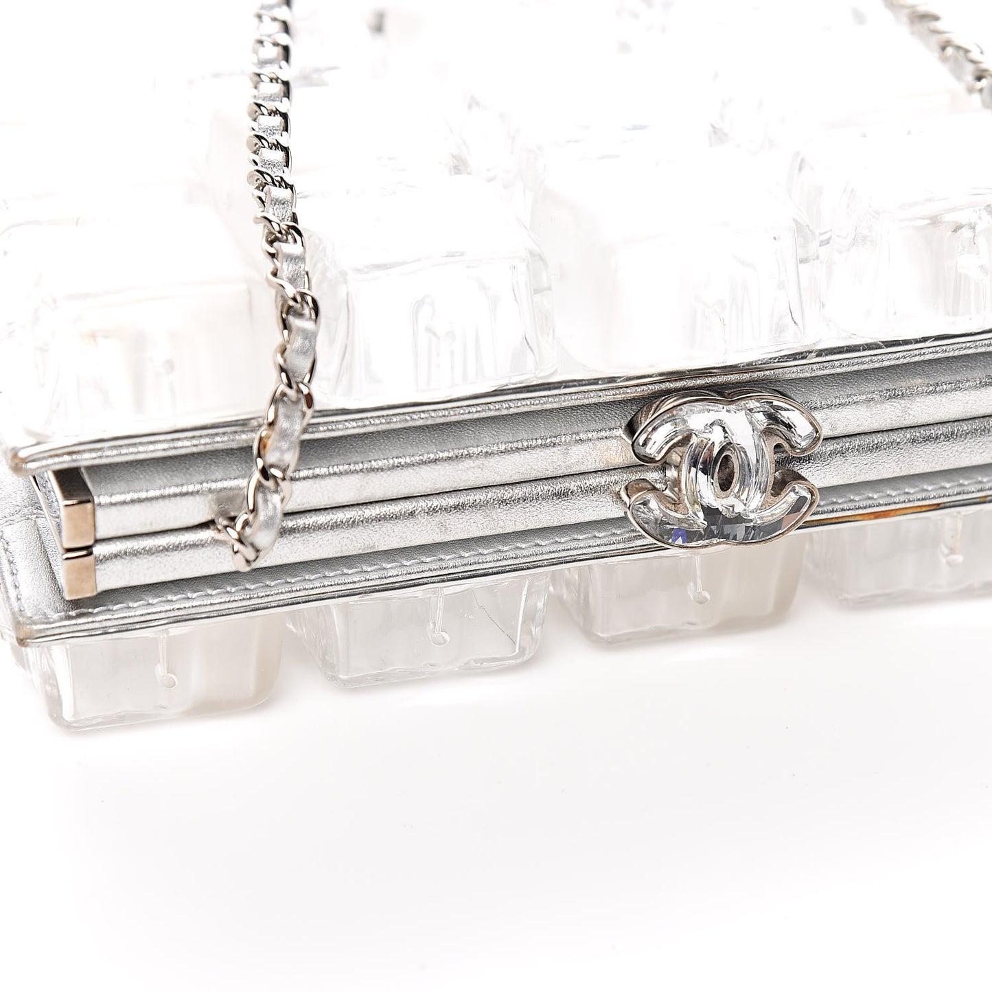 Plexi Ice Cube Clutch Silver