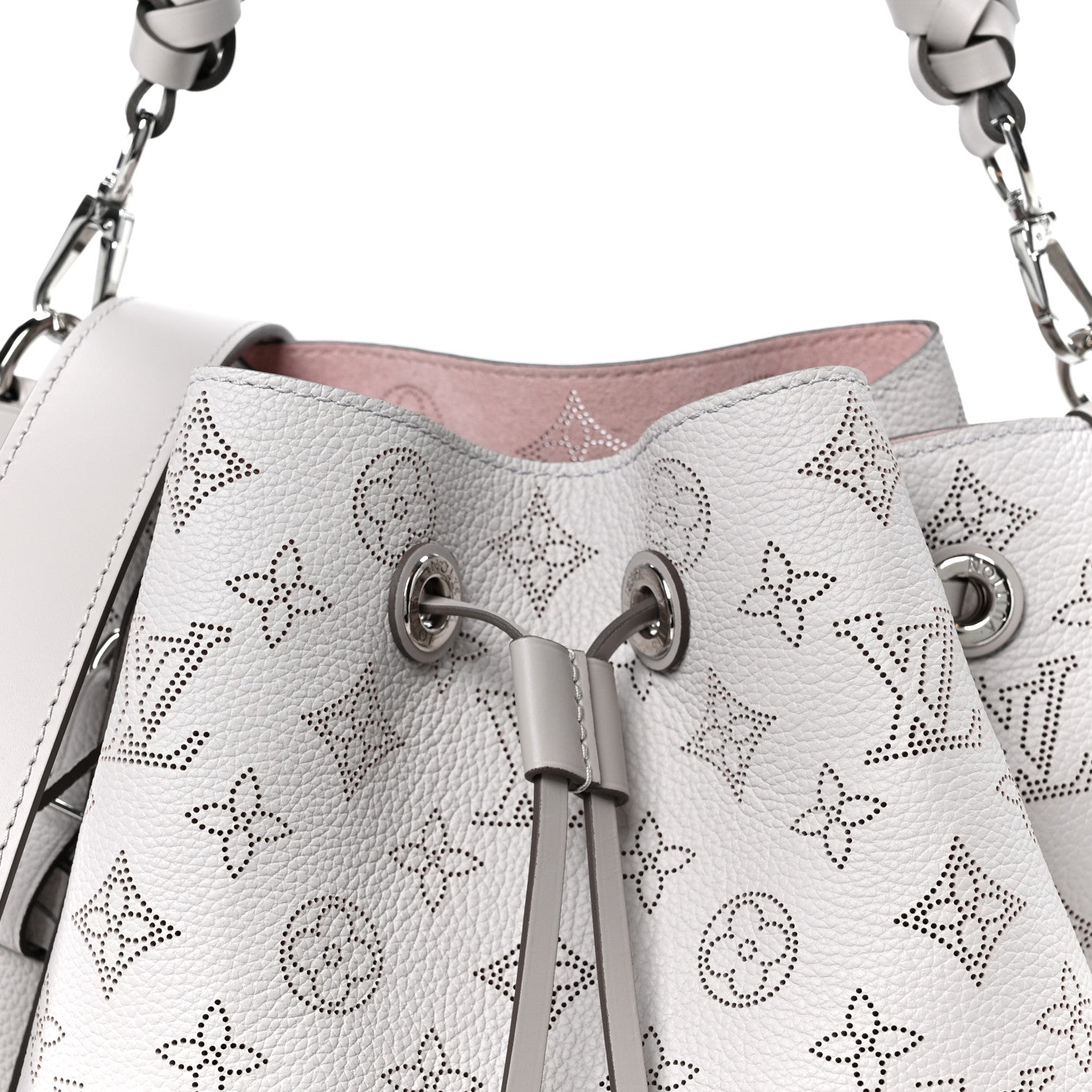 Louis Vuitton Mahina Muria Brume 8 of 10