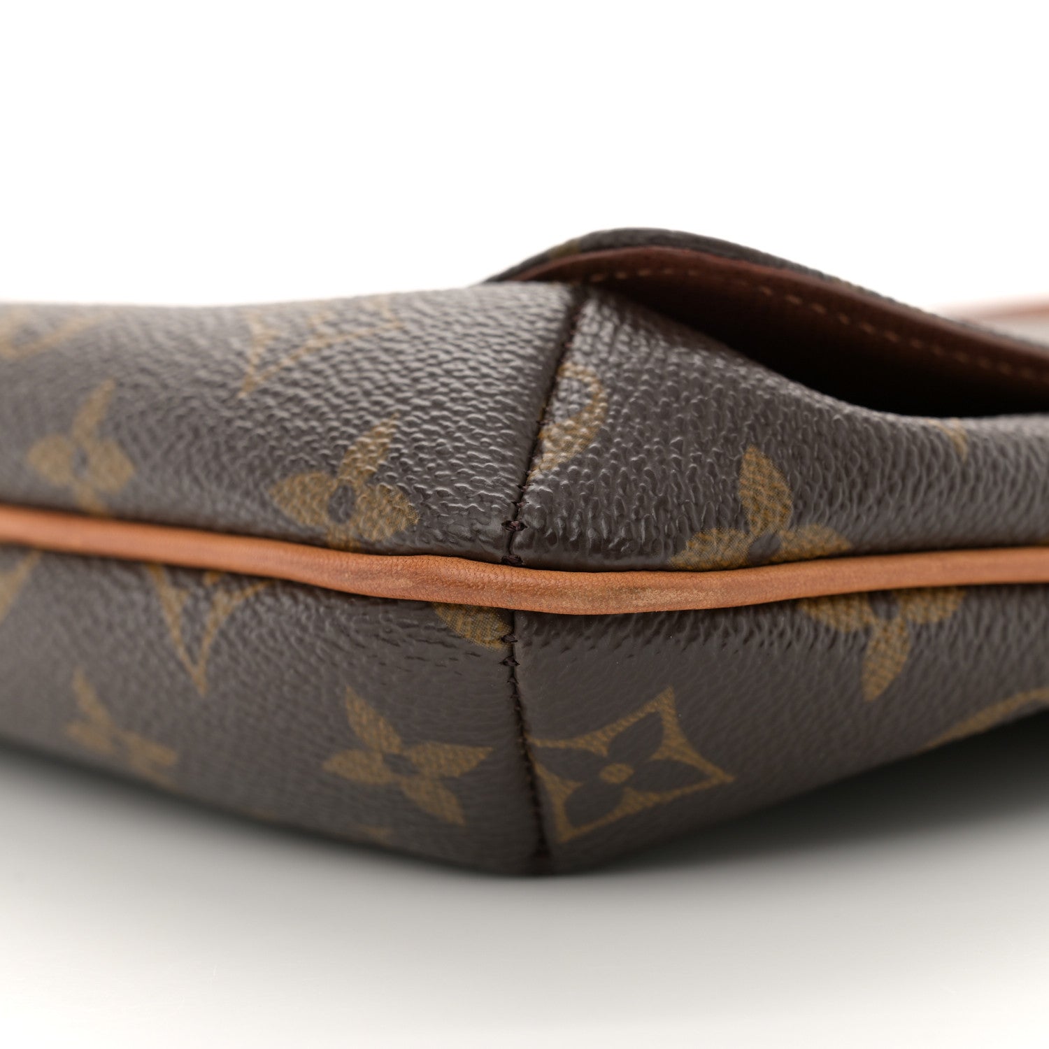 Louis Vuitton Monogram Musette Tango Long Strap 9 of 11