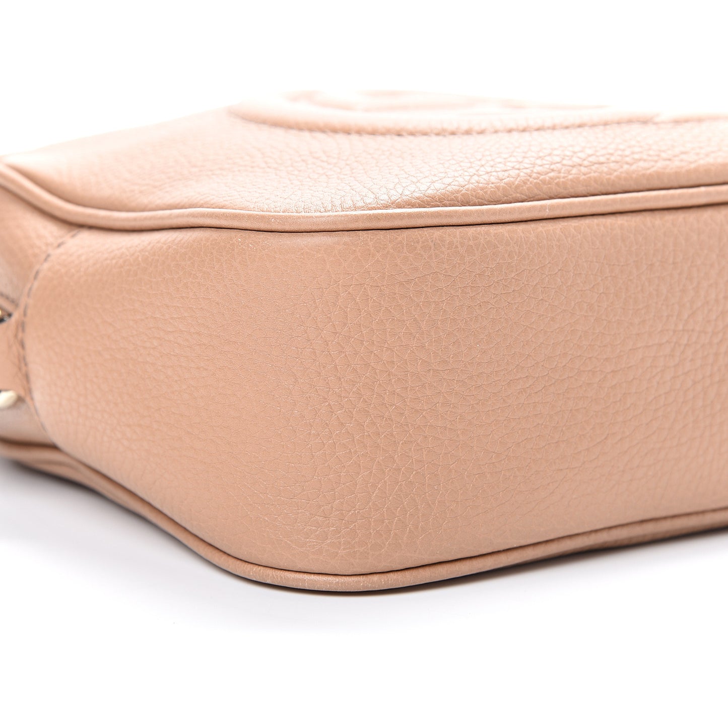 Pebbled Calfskin Small Soho Disco Bag Camelia