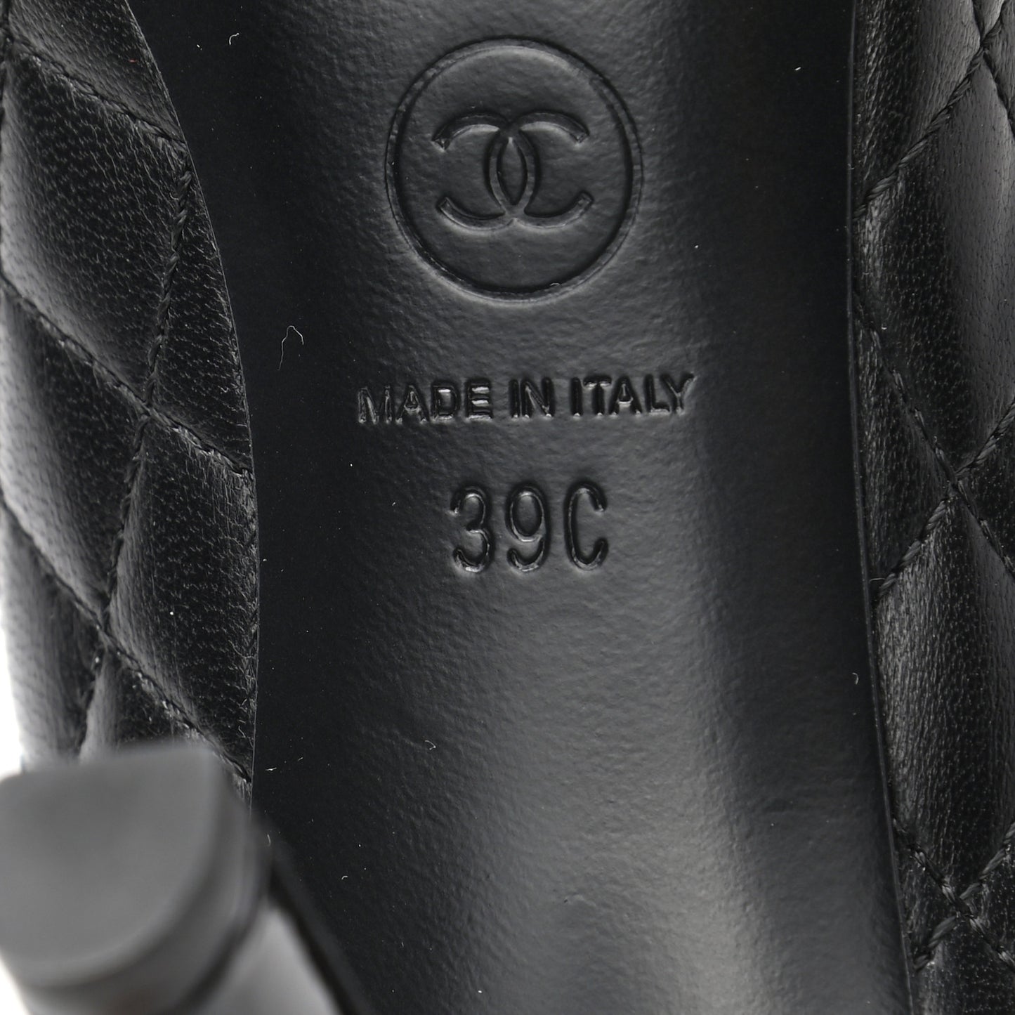 Lambskin Patent CC Chain Pumps 39 Black