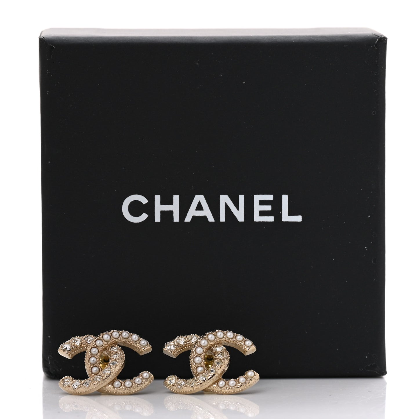 Crystal Pearl CC Earrings Gold