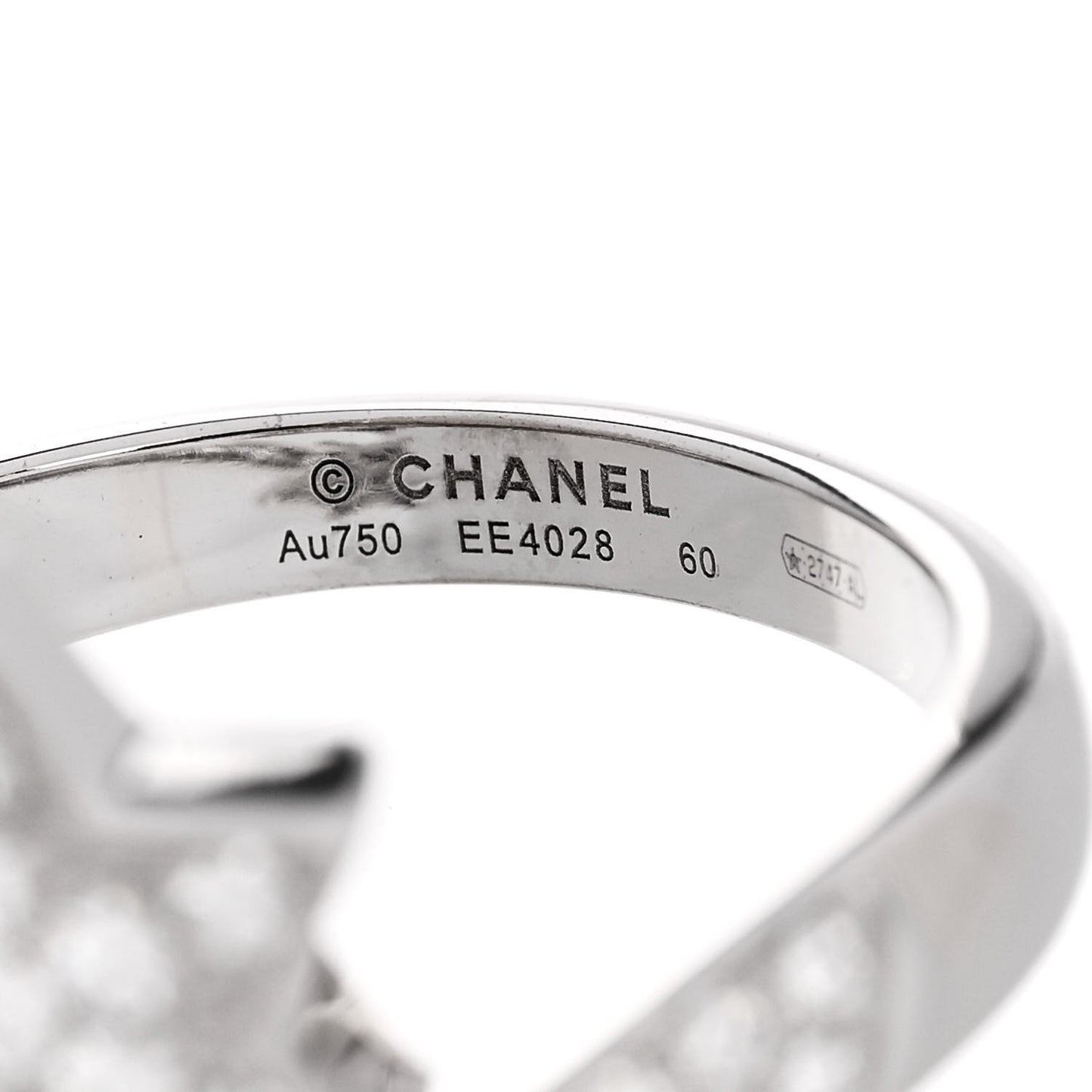 18K White Gold Diamond Comete Geode Ring 60 9