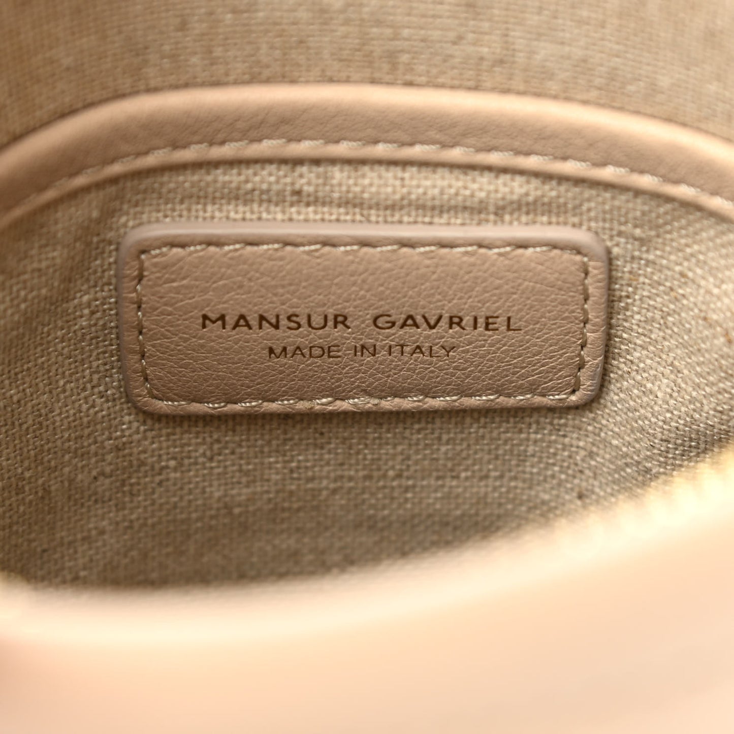Pebbled Calfskin Zip Bucket Bag Aglio