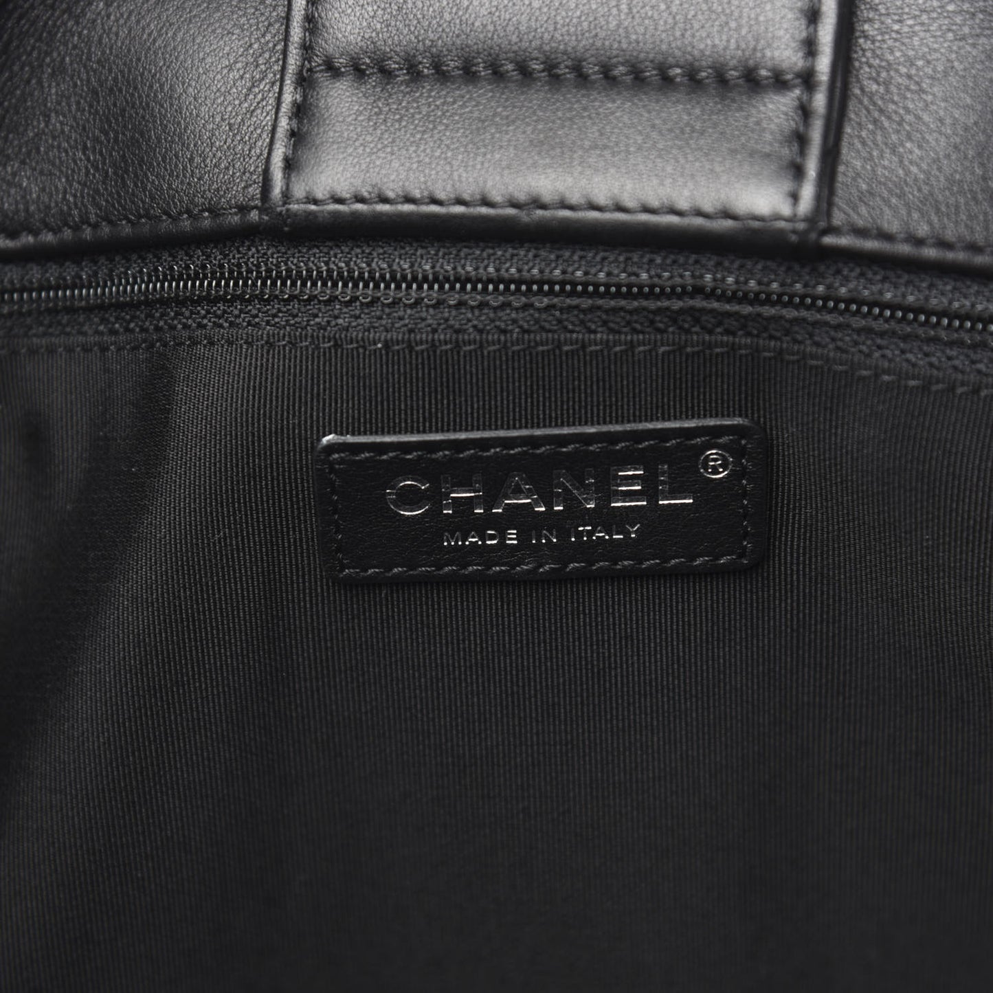 Calfskin Quilted Large Classic Shopping Tote Black