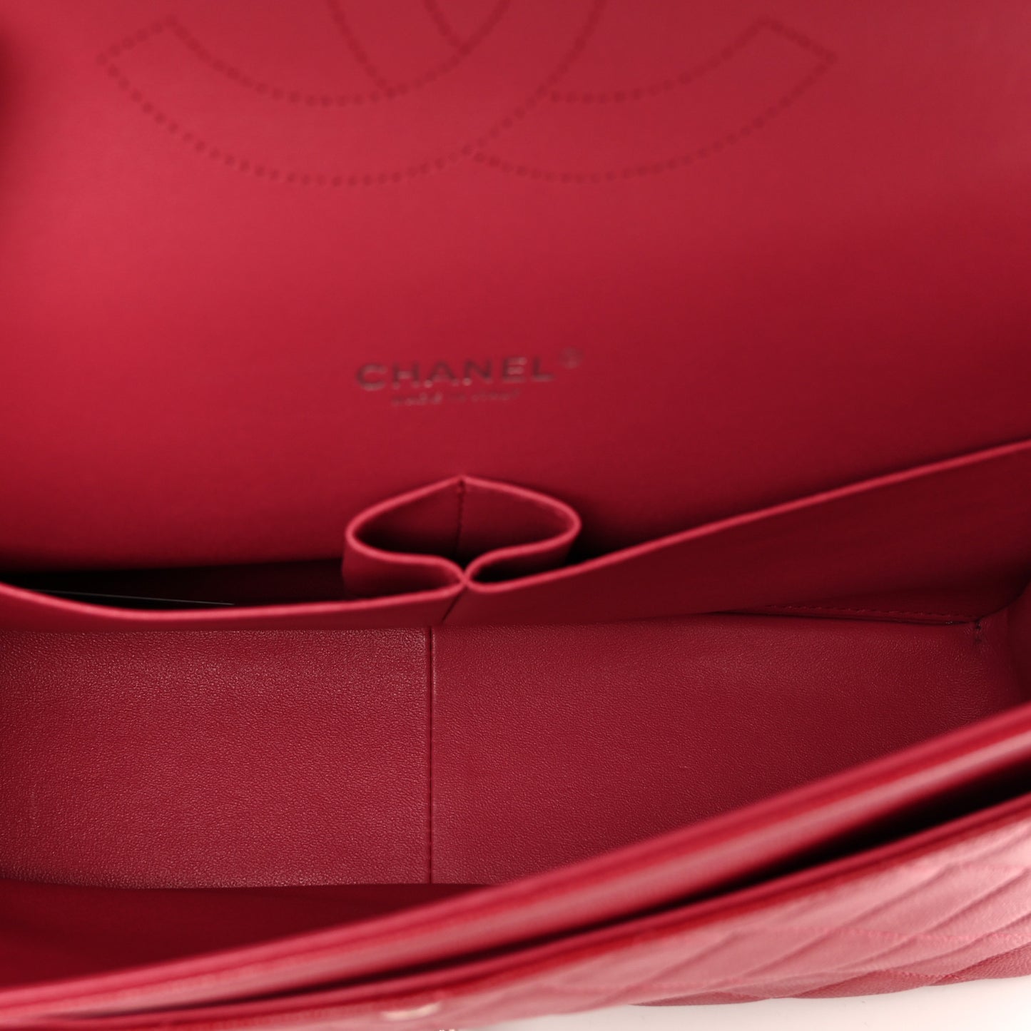 Iridescent Caviar Quilted Maxi Double Flap Red