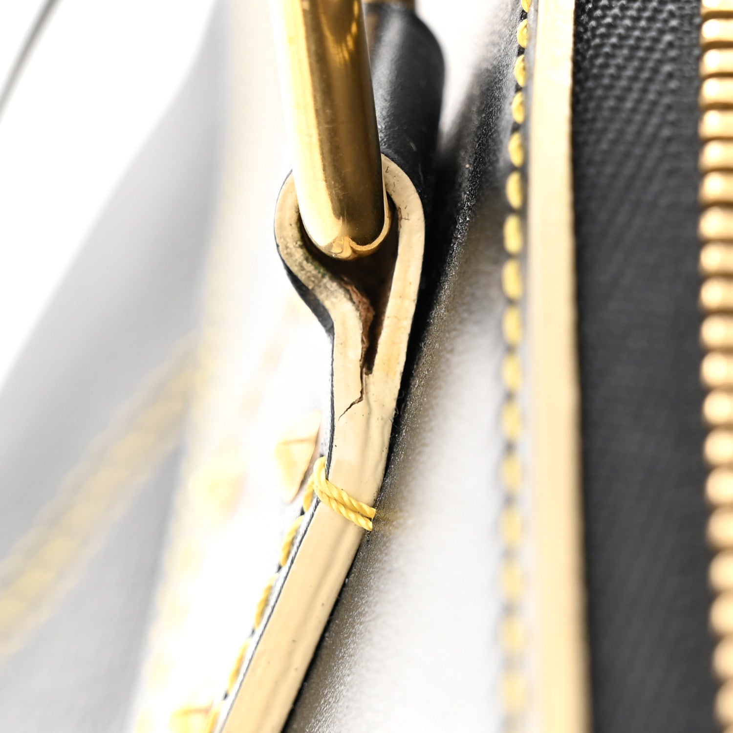 Louis Vuitton Suhali Lockit MM Black 17 of 17