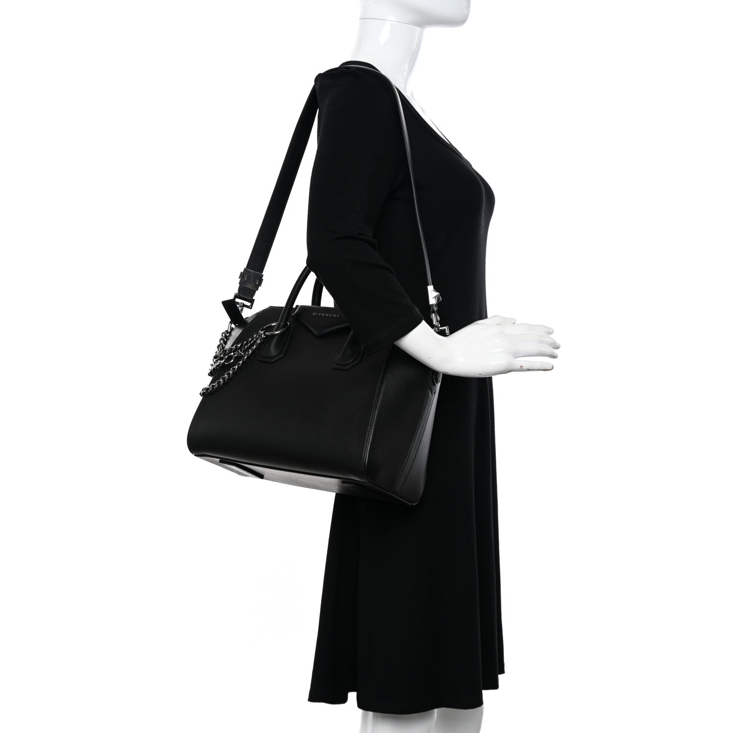 Givenchy Smooth Calfskin Chains Small Antigona Black 2 of 12