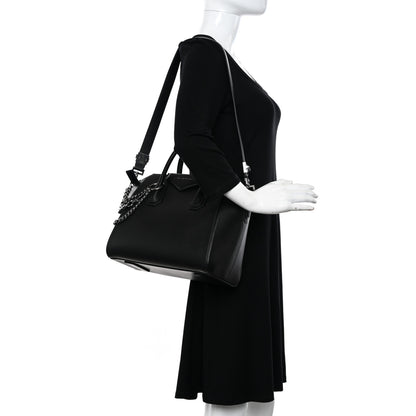 Givenchy Smooth Calfskin Chains Small Antigona Black 2 of 12