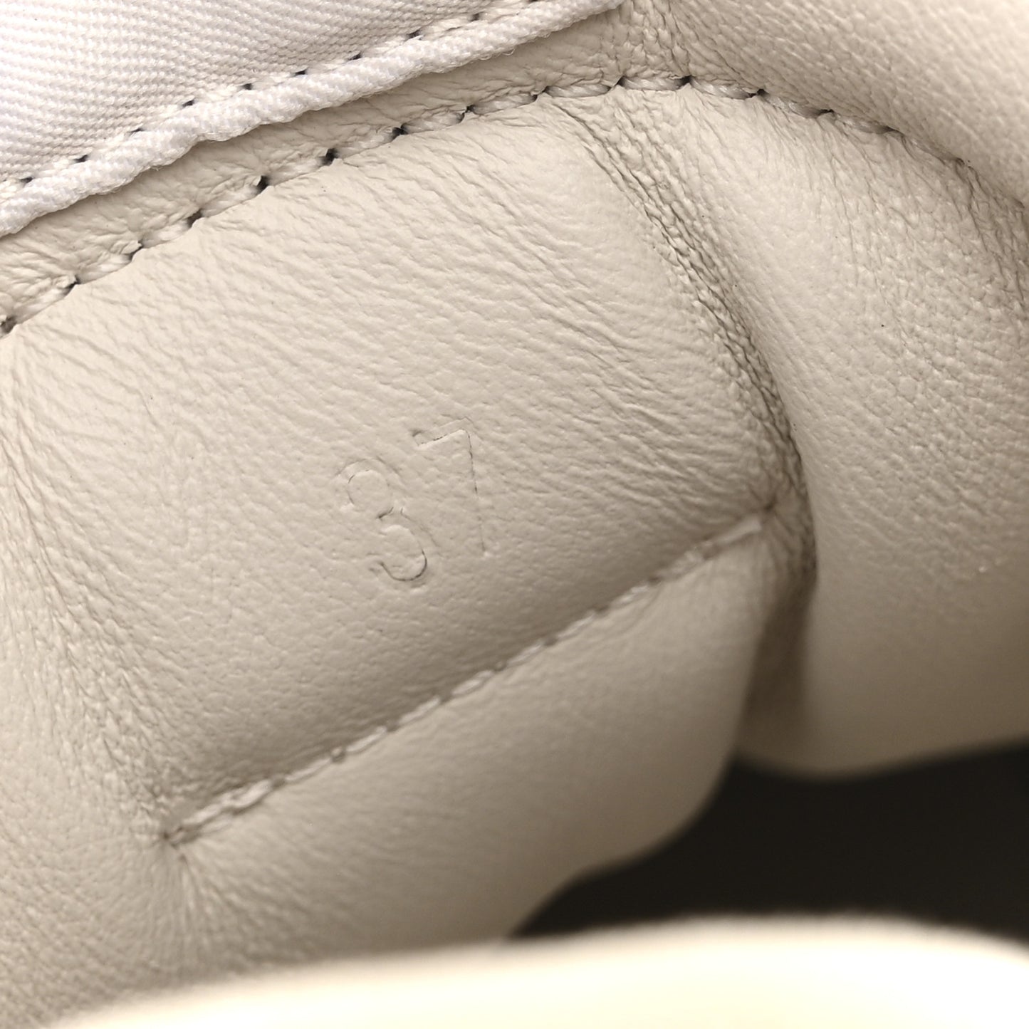 Suede Goatskin Jet Sneakers 37 Beige Esquisse Glaise