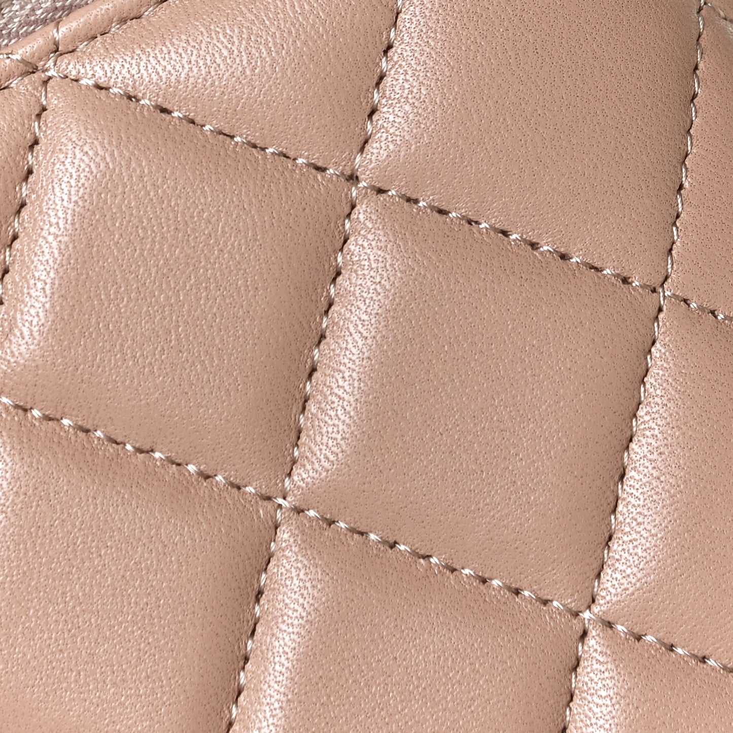 Lambskin Quilted Small Top Handle Vanity Case With Chain Beige