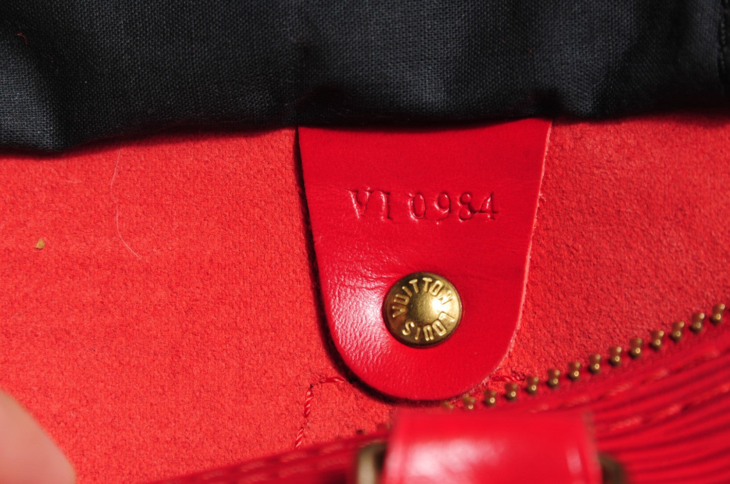 Louis Vuitton Epi Speedy 25 Castillan Red 6 of 7