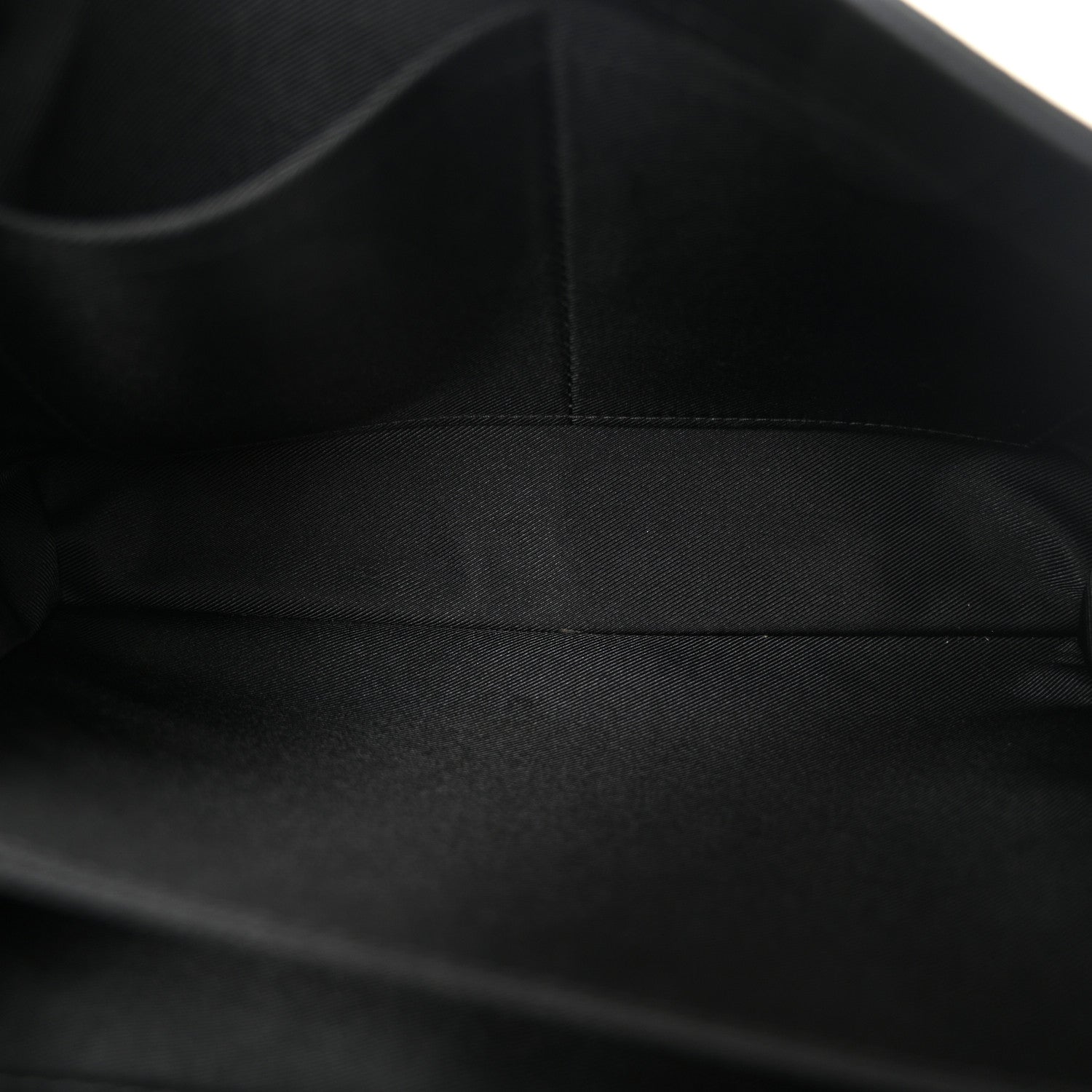 Louis Vuitton Soft Calfskin Lock Me II Black 5 of 10