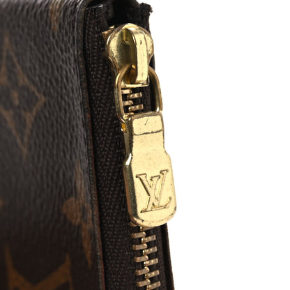 Louis Vuitton Monogram Key Pouch 9 of 9