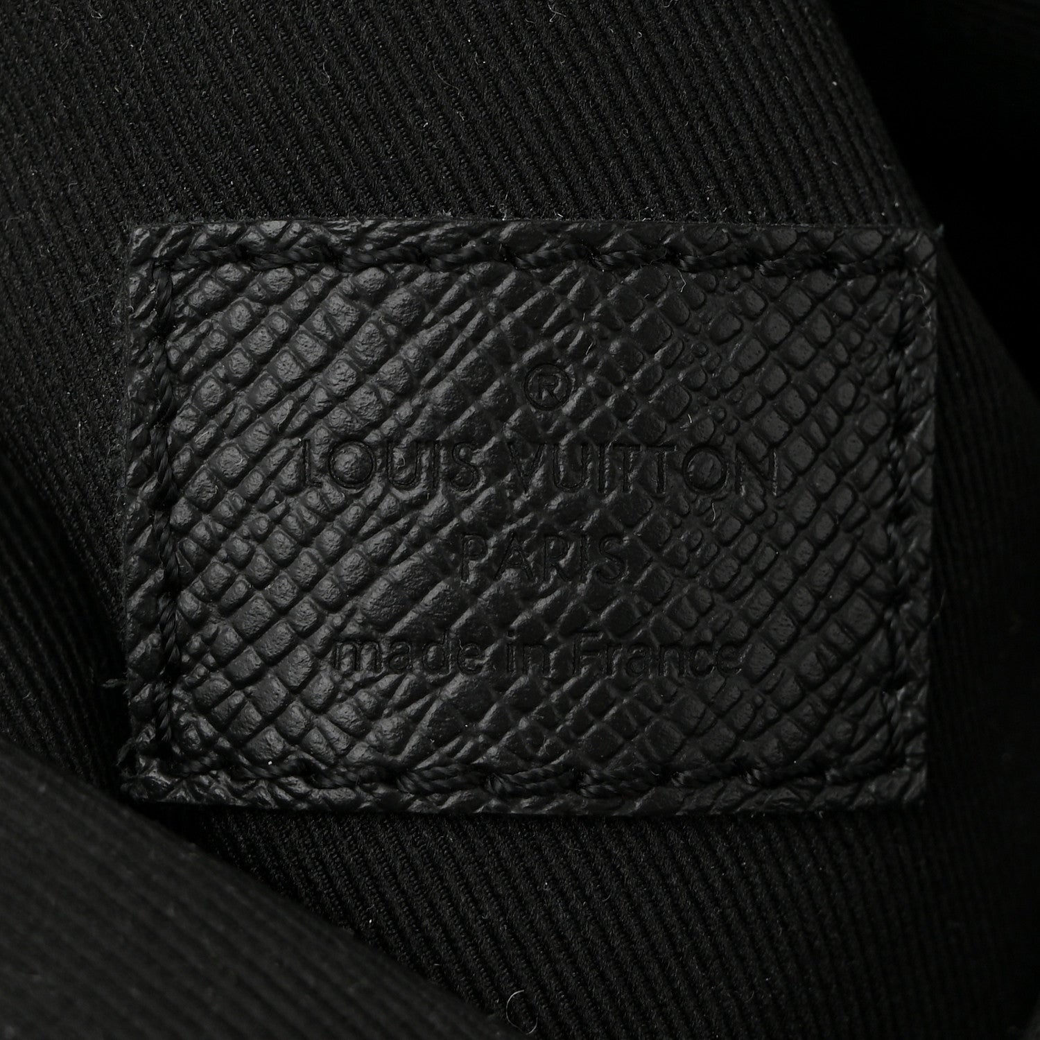 Louis Vuitton Taigarama Duo Slingbag Black 6 of 9