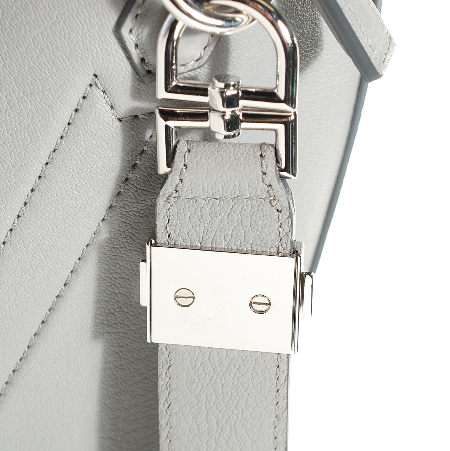 Givenchy Sugar Goatskin Medium Antigona Pearl Grey 9 of 10