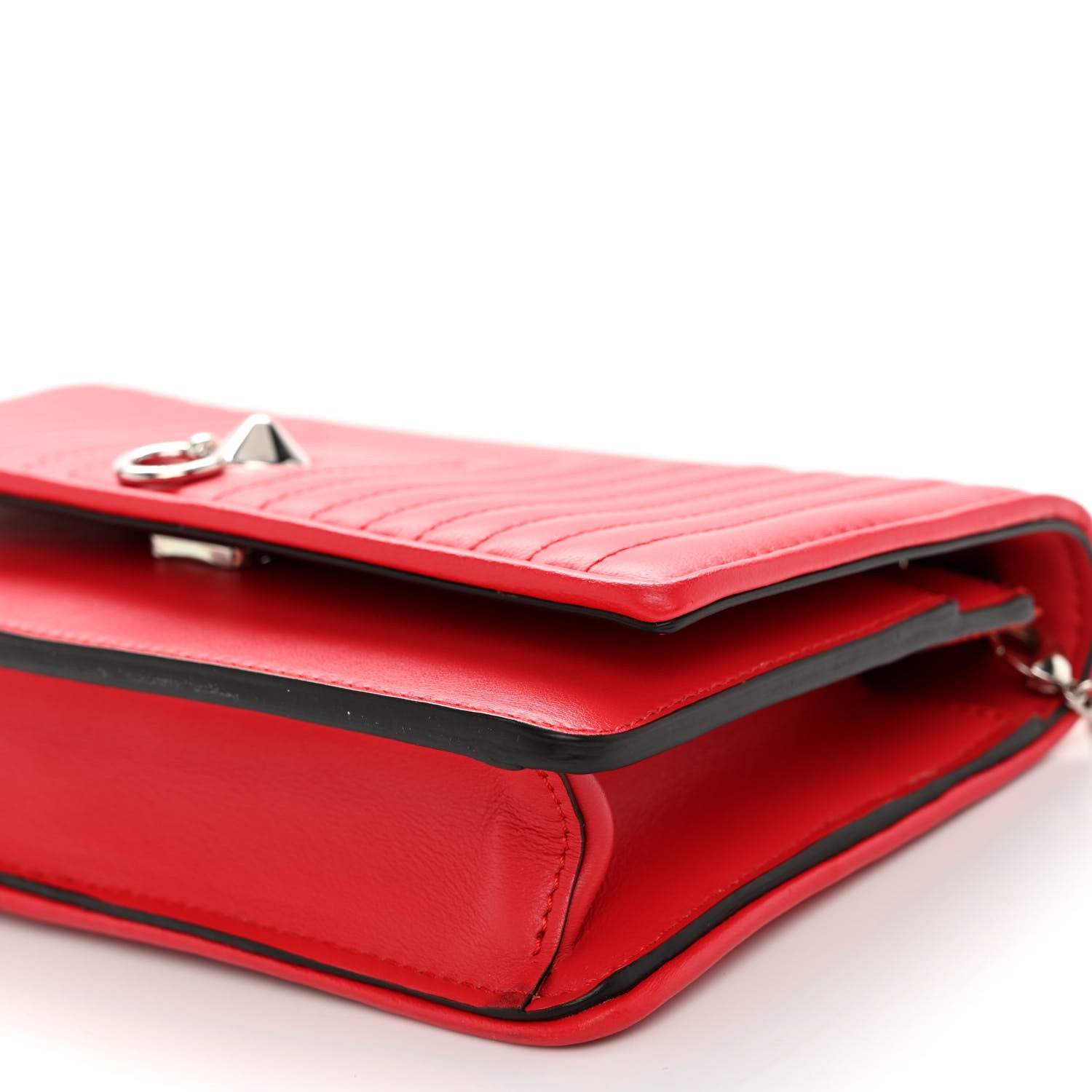 Fendi Shiny Nappa Trapuntata Dotcom Tube Wallet On Chain Rojo 10 of 11