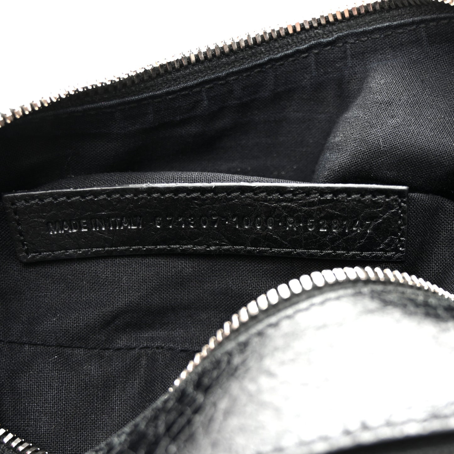 Agneau Arena Small Le Cagole Shoulder Bag Black