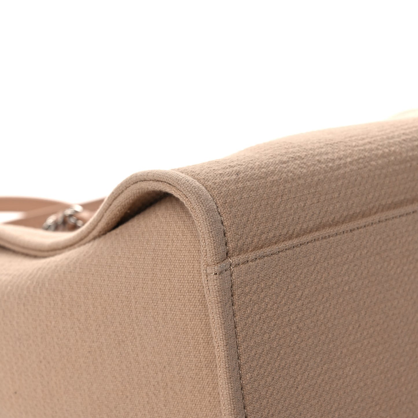 Mixed Fibers Medium Deauville Tote Beige