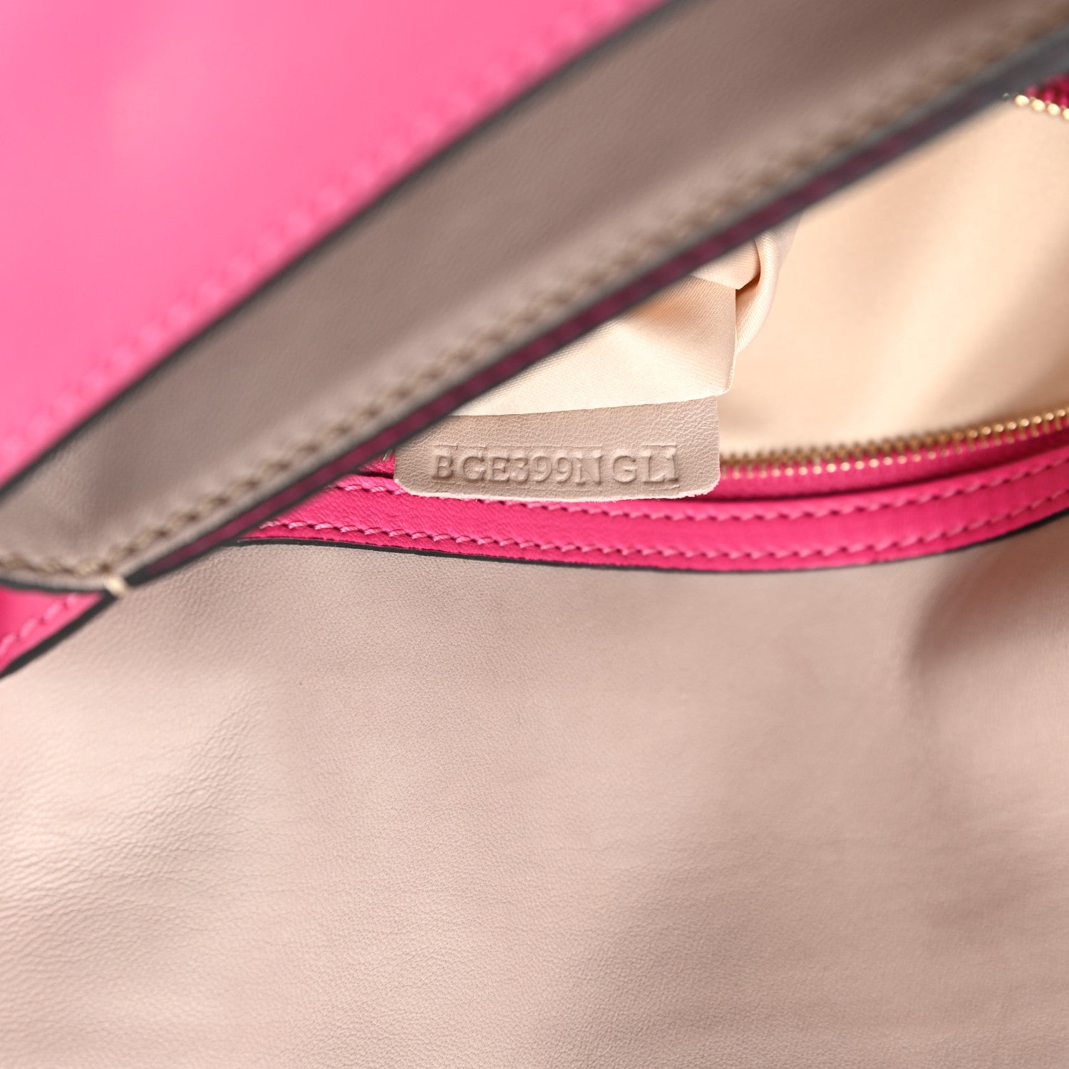 Valentino Garavani Nappa Rockstud Wristlet Clutch Pop Fuxia 7 of 7