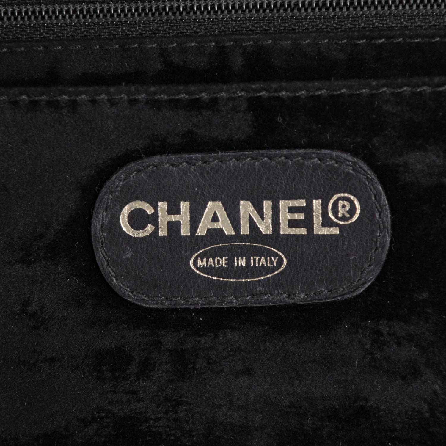 Chanel Patent CC Vanity Cosmetic Case Black 6 of 7