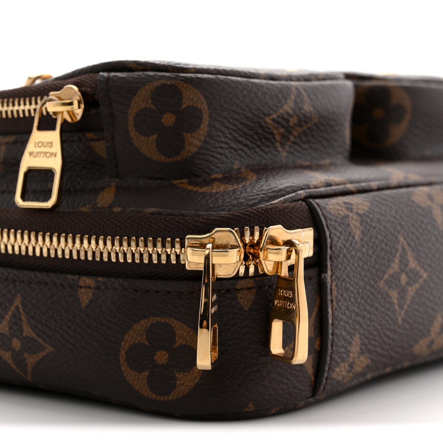 Louis Vuitton Monogram Utility Crossbody 1876106 – FASHIONPHILE