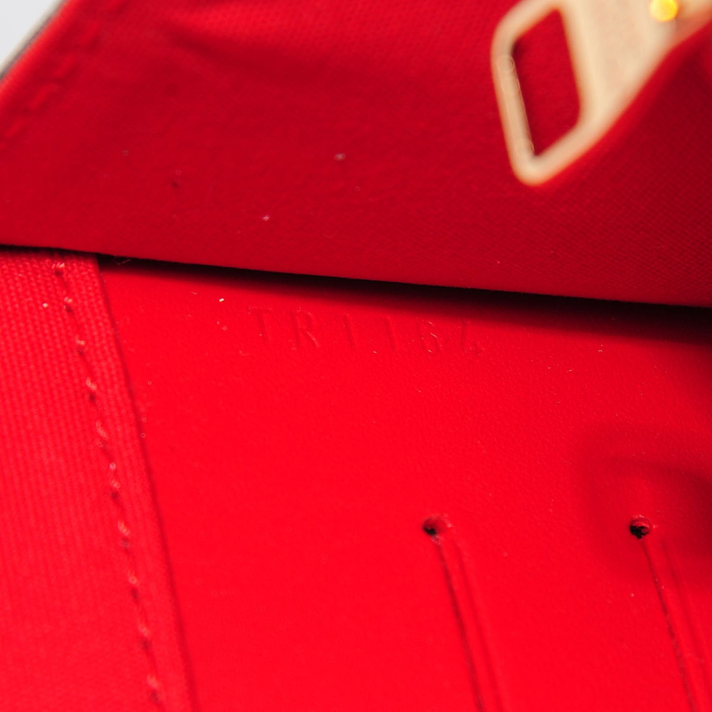 Patent Louise Clutch Rouge