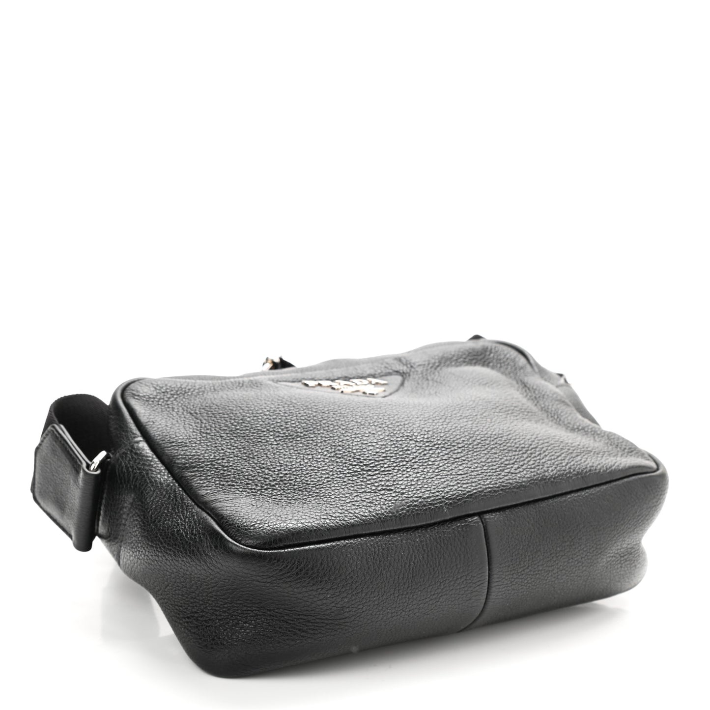 Vitello Daino Crossbody Black