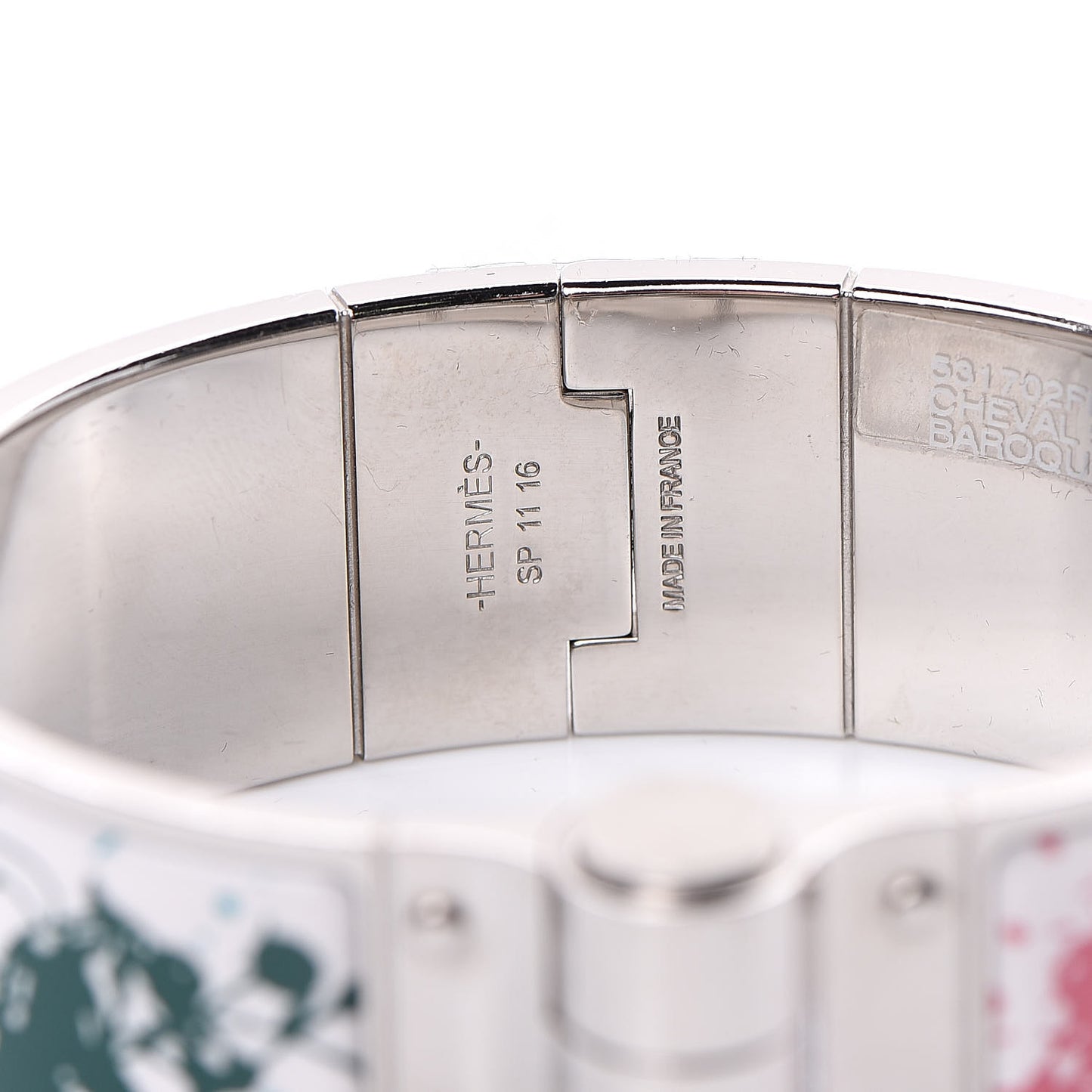 Enamel Printed Wide Cheval Surprise Hinged Bracelet S Baroque