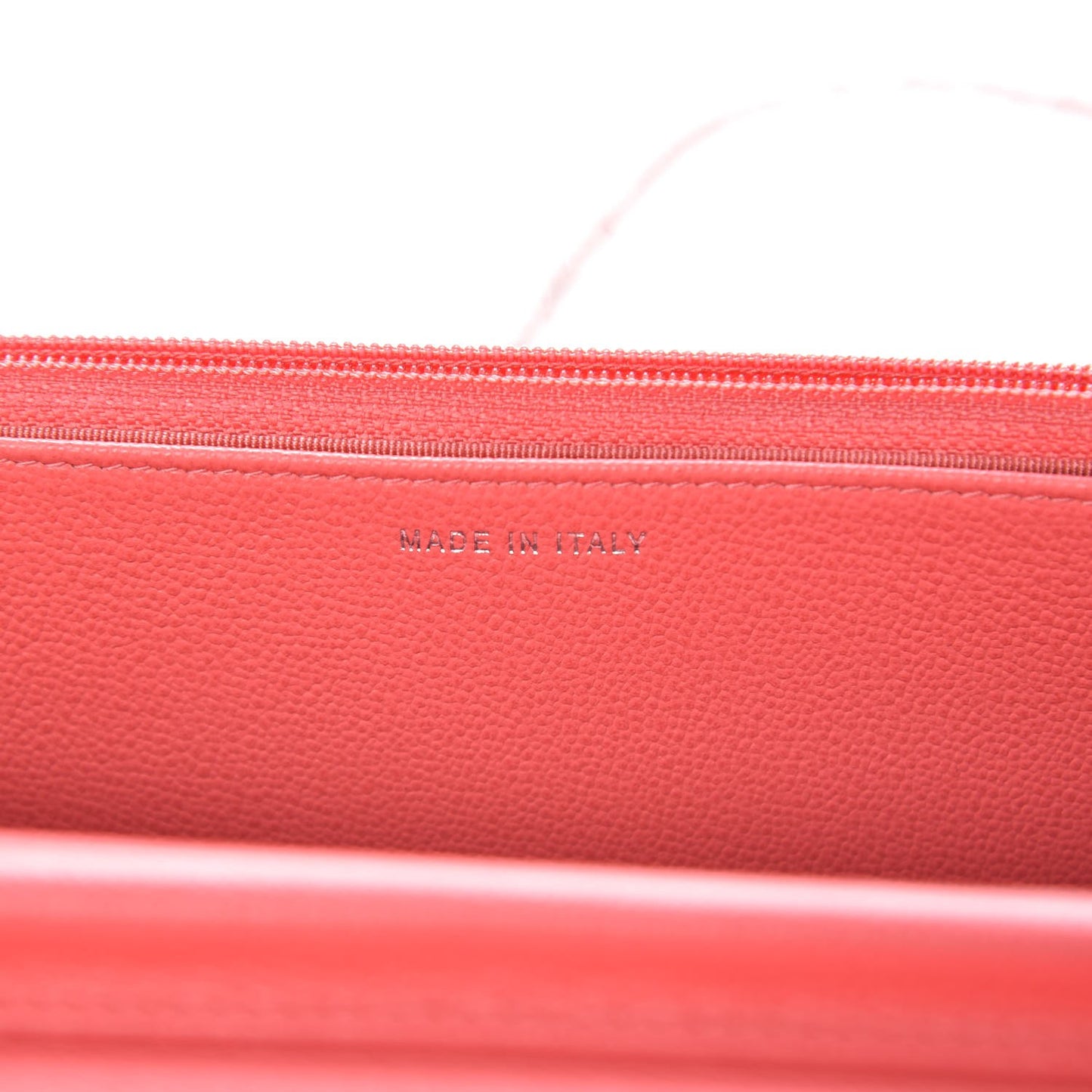 Grained Calfskin Quilted CC Box Wallet On Chain WOC Pink