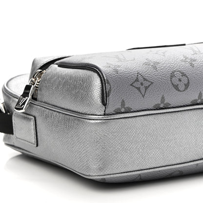 Louis Vuitton Taigarama Outdoor Messenger Gunmetal 7 of 9