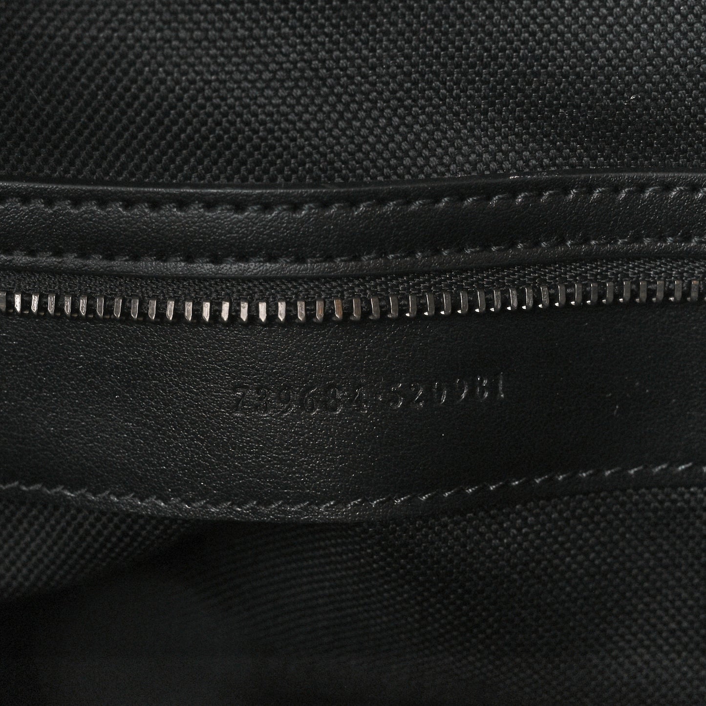 Calfskin Matelasse Monochrome Large GG Marmont Tote Bag Black