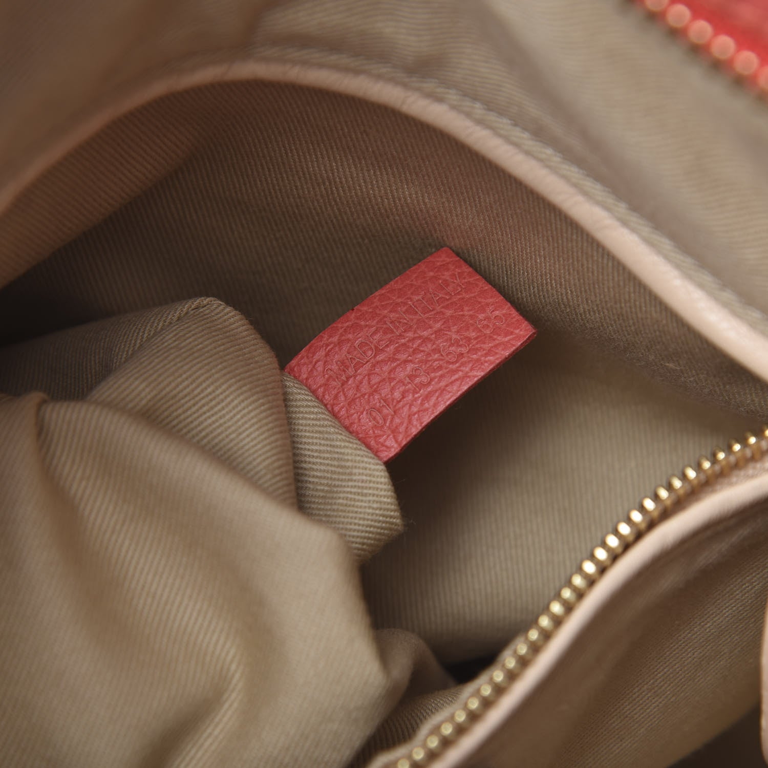 Chloe Calfskin Large Paraty Coral 6 of 16