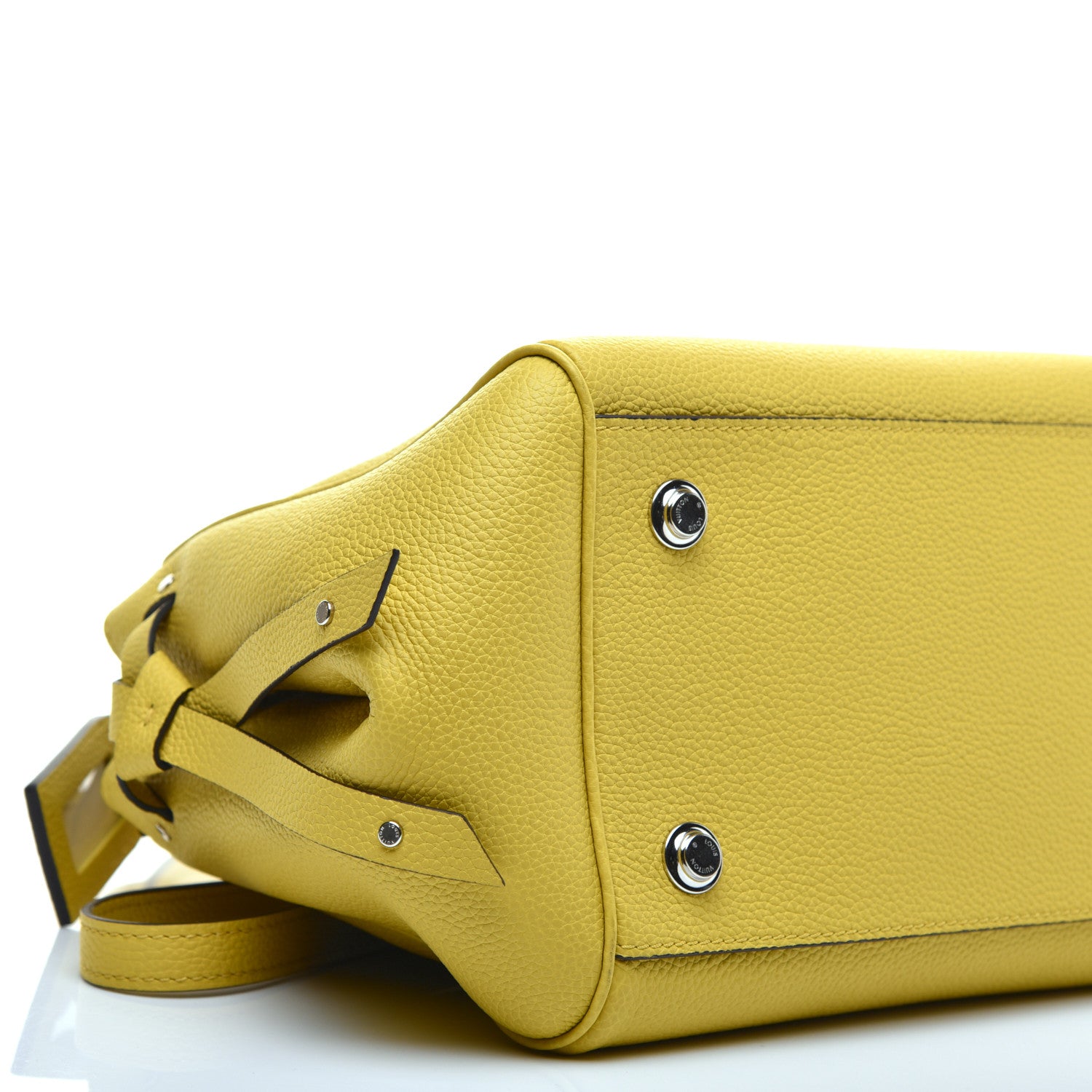 Louis Vuitton Veau Nuage Milla PM Vert Acide 7 of 12