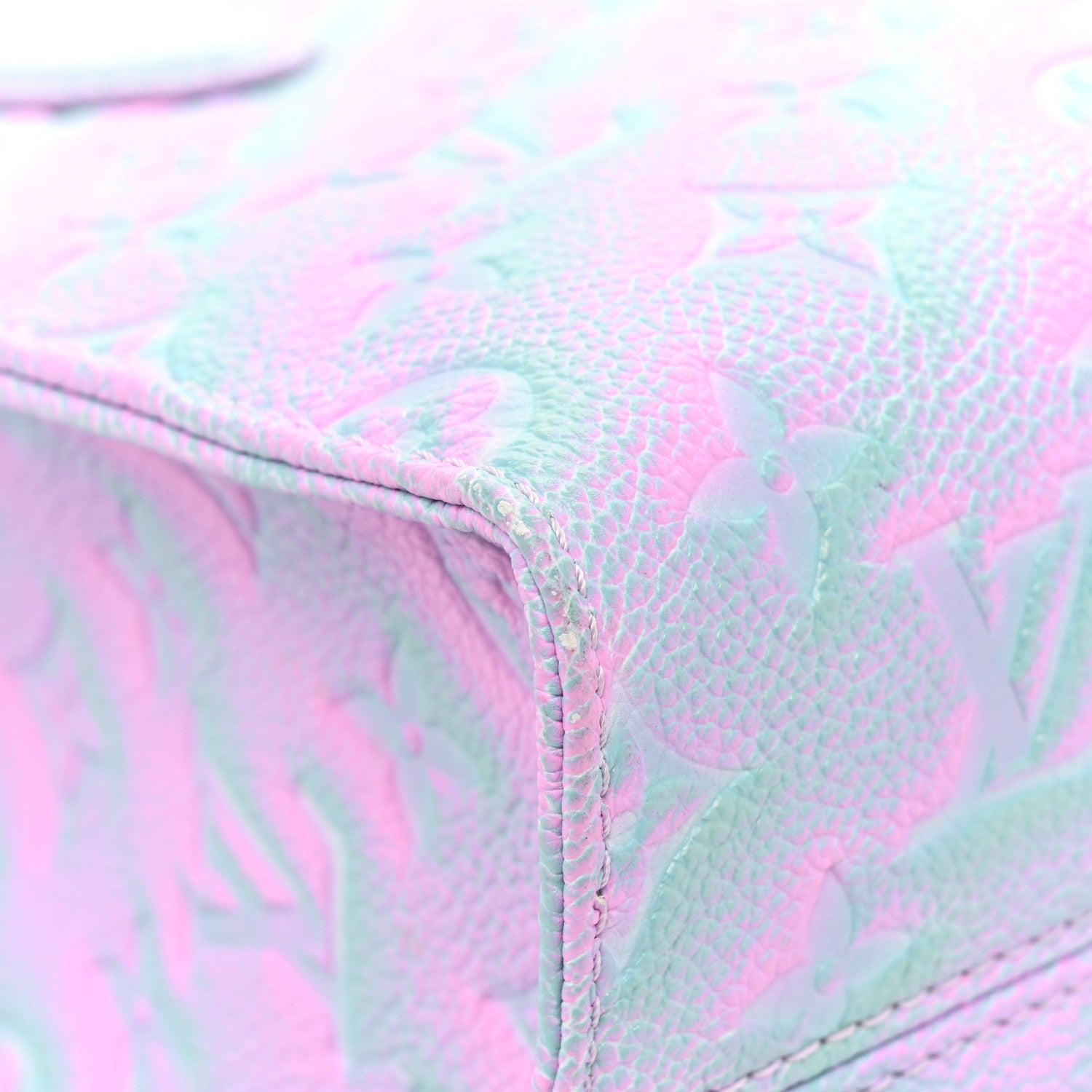Louis Vuitton Empreinte Monogram Summer Stardust Onthego PM Lilas 12 of 18