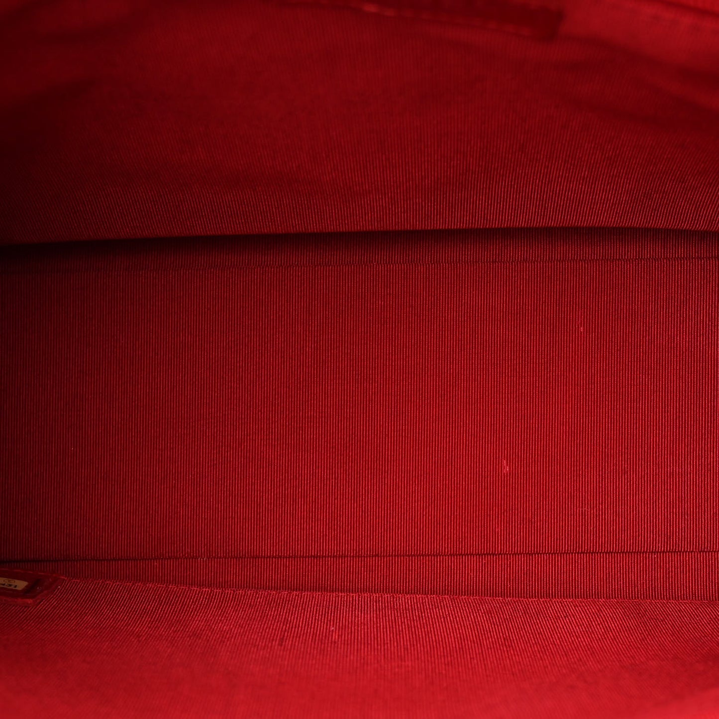 Caviar Shoulder Bag Red