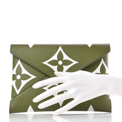 Louis Vuitton Monogram Giant Kirigami Pochette Set 2 of 12