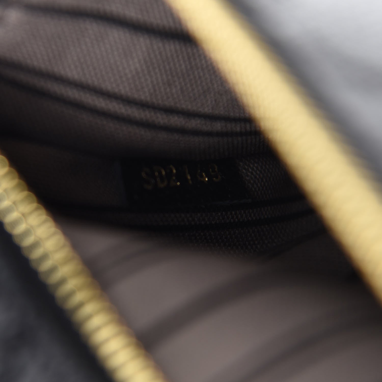Louis Vuitton Empreinte Pochette Metis Black 10 of 12