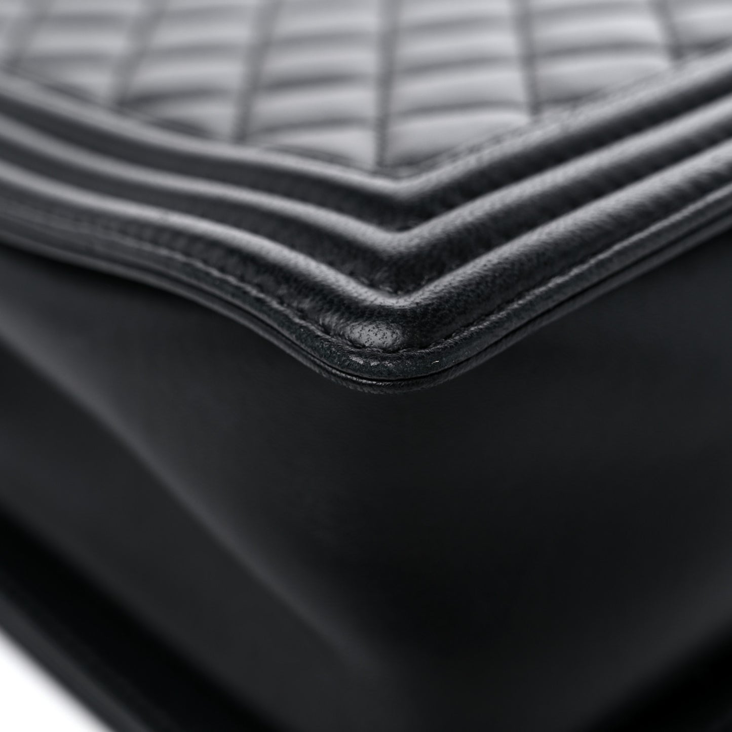 Lambskin Quilted Large Boy Flap Black