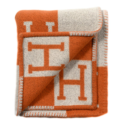 Hermes Wool Cashmere Signature Classic Avalon Blanket Ecru Potiron 2 of 3