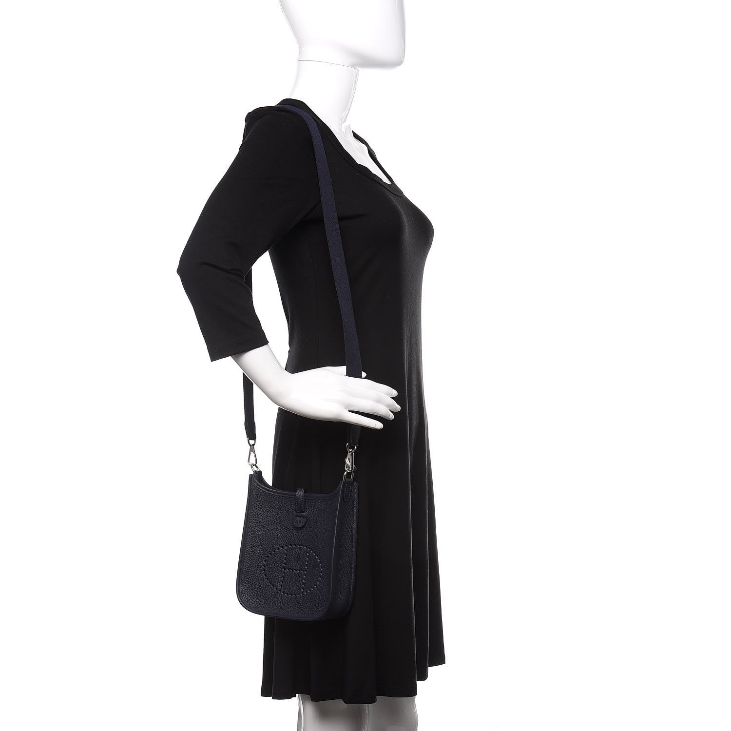Hermes Taurillon Clemence Evelyne TPM Bleu Nuit 2 of 11